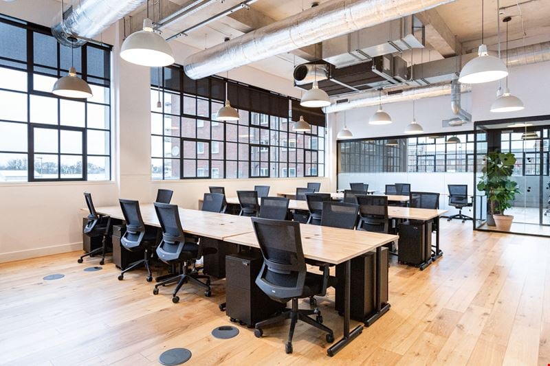 184 Shepherds Bush Rd Office