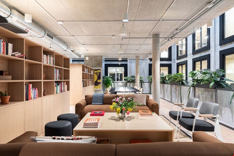 Warschauer Platz 11-13 Coworking