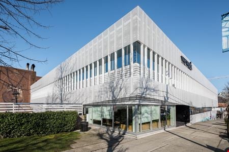 Image de bâtiment pour 2015 Main St