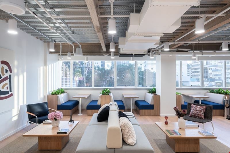 Carlos Gomes 1672 Coworking