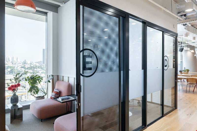 ToHa Conference Room