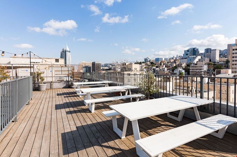 Derech Ha'atzmaut 45 Coworking