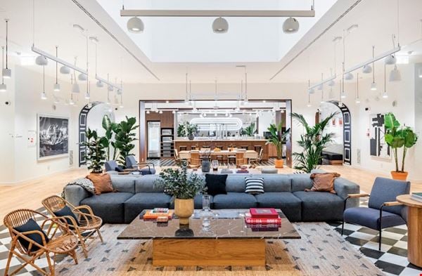 Via Giuseppe Mazzini, 9 Coworking