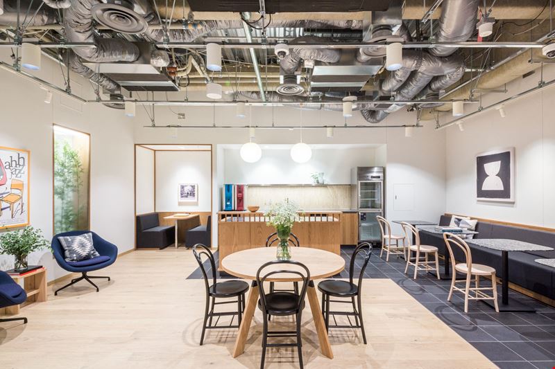 Nippon TV Yotsuya Building Coworking