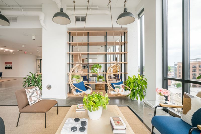 800 N High St Coworking