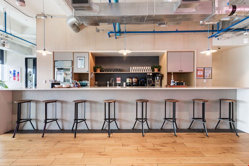 615 S College St Coworking